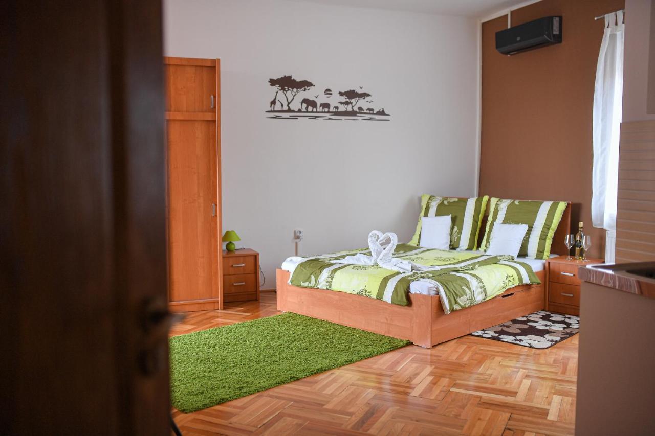 Kókusz Apartmanok Eger Quarto foto