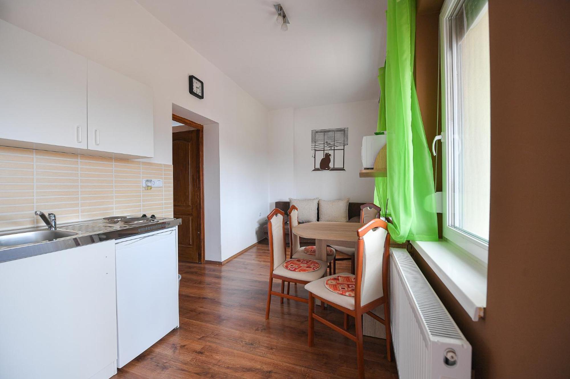 Kókusz Apartmanok Eger Quarto foto