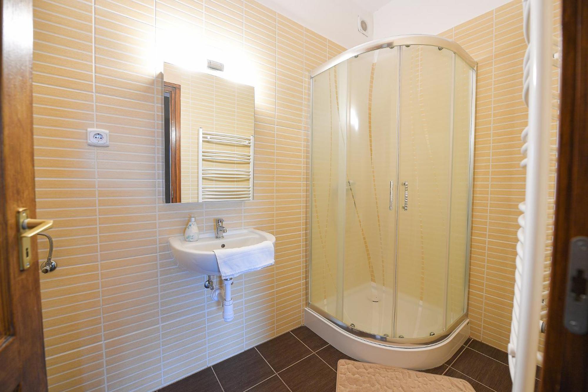 Kókusz Apartmanok Eger Quarto foto